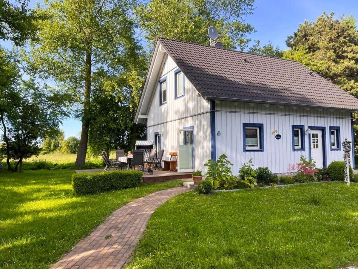 Komfortables Haus Mit Kamin, Sauna, Garten, Terrasse - Ferienhaus Sternschnuppe Wiek auf Rügen المظهر الخارجي الصورة