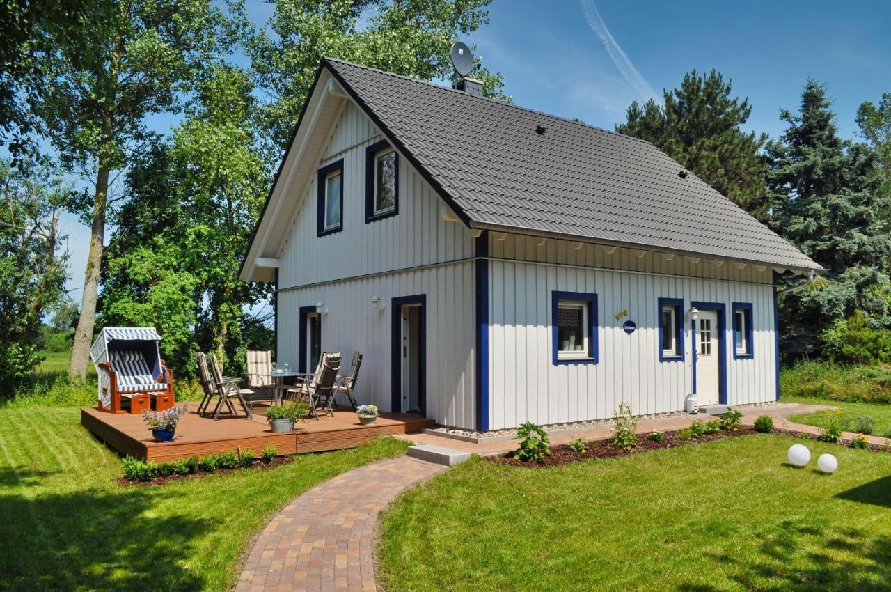 Komfortables Haus Mit Kamin, Sauna, Garten, Terrasse - Ferienhaus Sternschnuppe Wiek auf Rügen المظهر الخارجي الصورة
