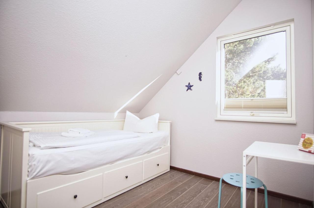 Komfortables Haus Mit Kamin, Sauna, Garten, Terrasse - Ferienhaus Sternschnuppe Wiek auf Rügen المظهر الخارجي الصورة